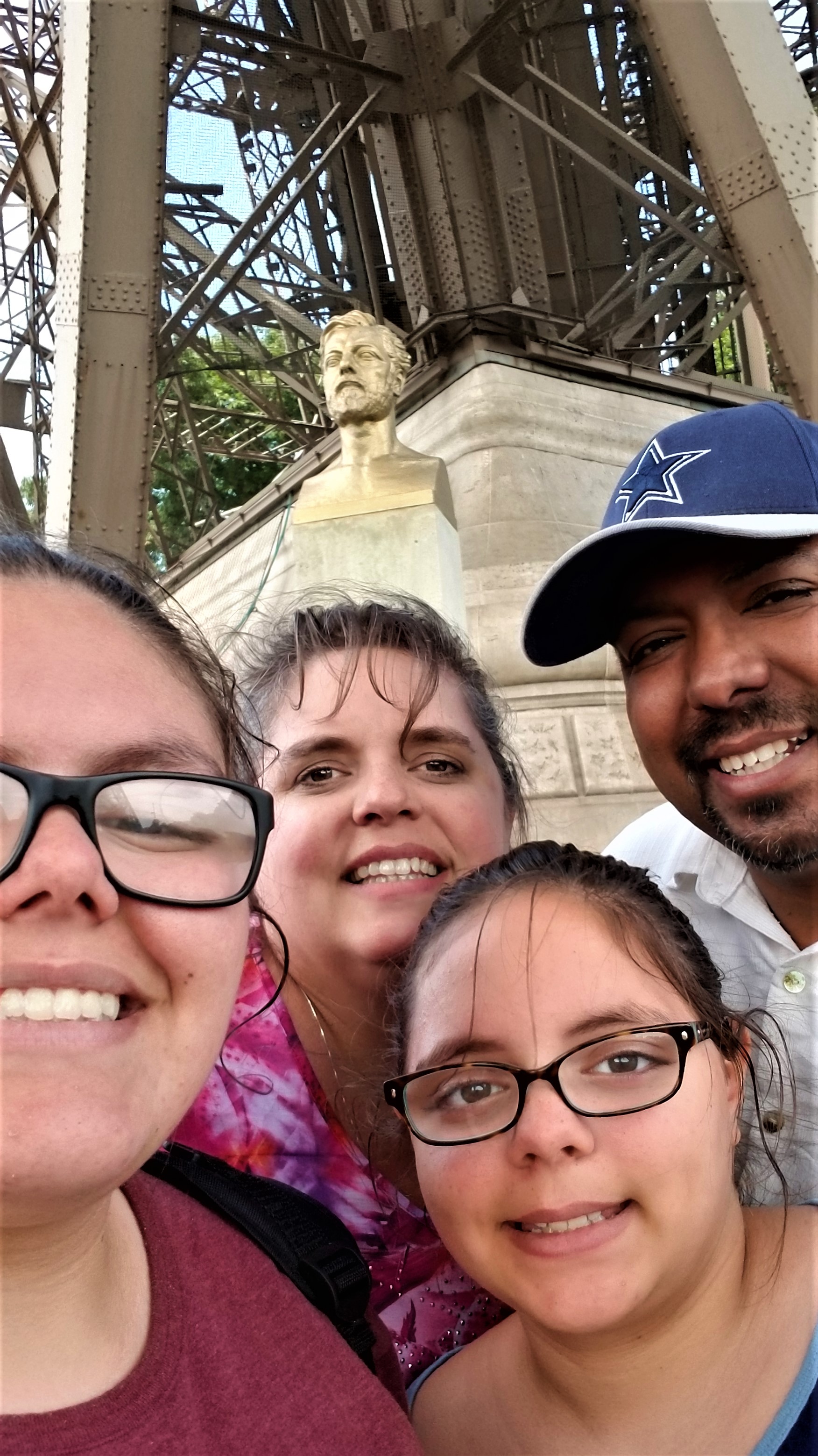 Family Selfie with Eiffel